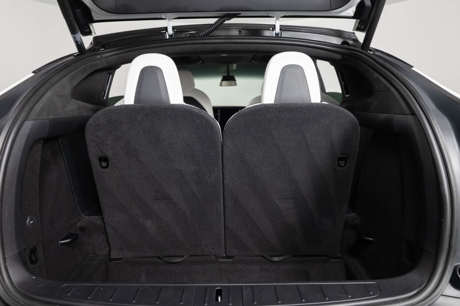 Used 2020 Tesla Model X Long Range image 22