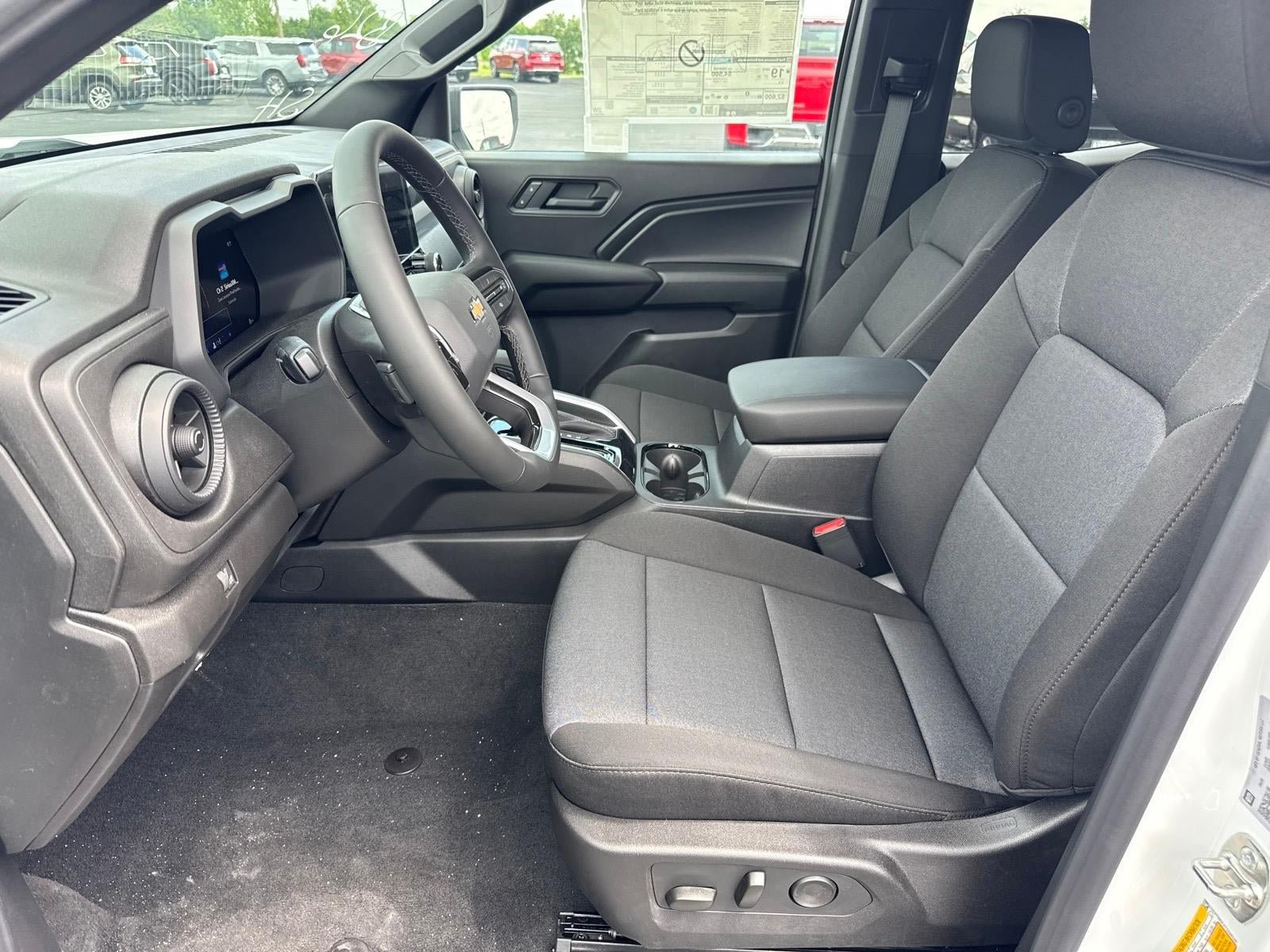 New 2026 Chevrolet Colorado W/T w/ WT Custom Package AWD/4WD image 5