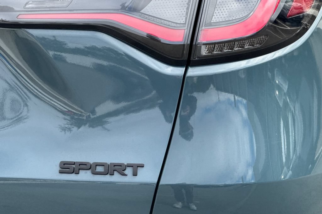 Certified 2025 Honda HR-V Sport image 35
