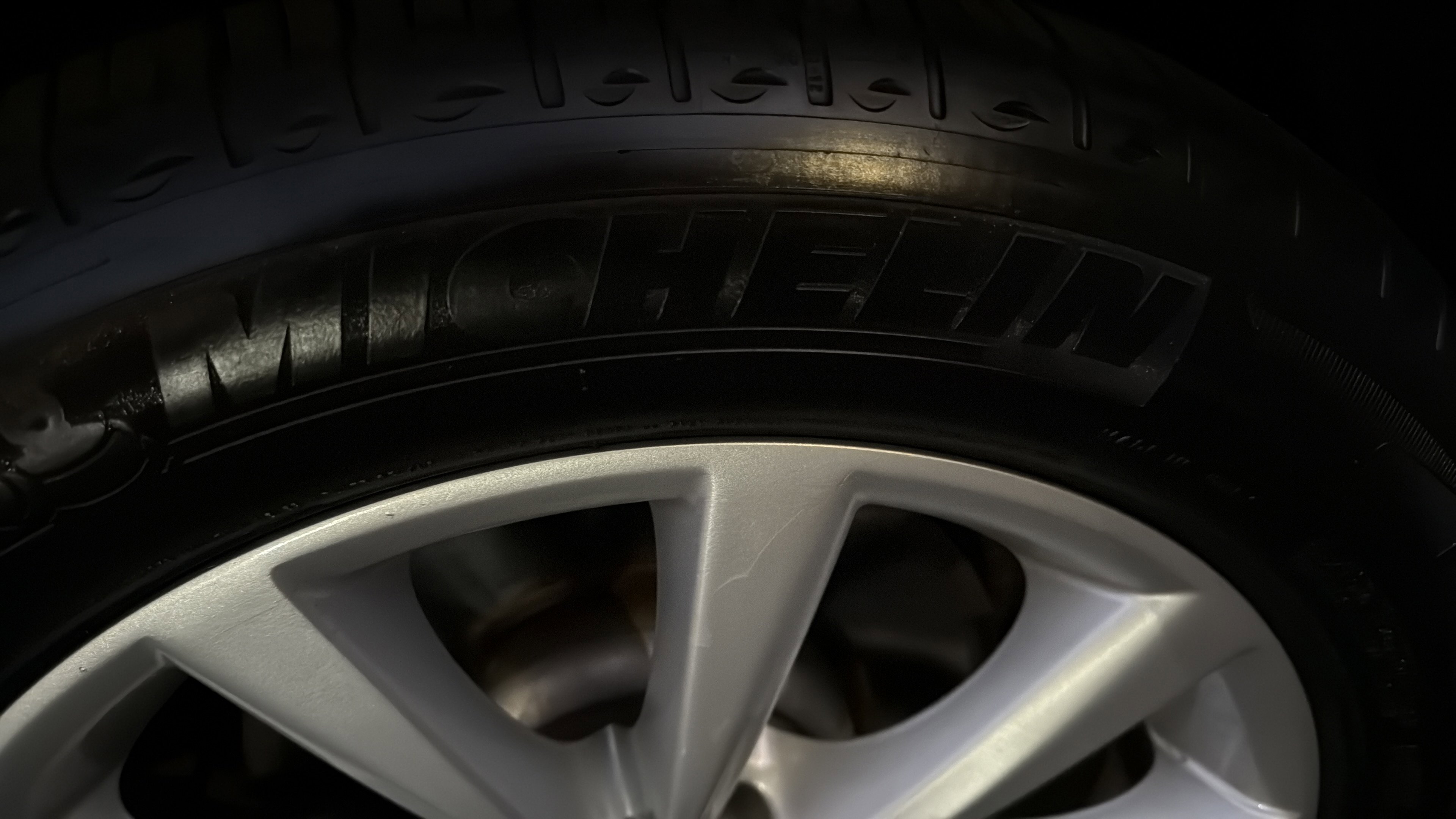 Used 2016 BMW 740i image 40