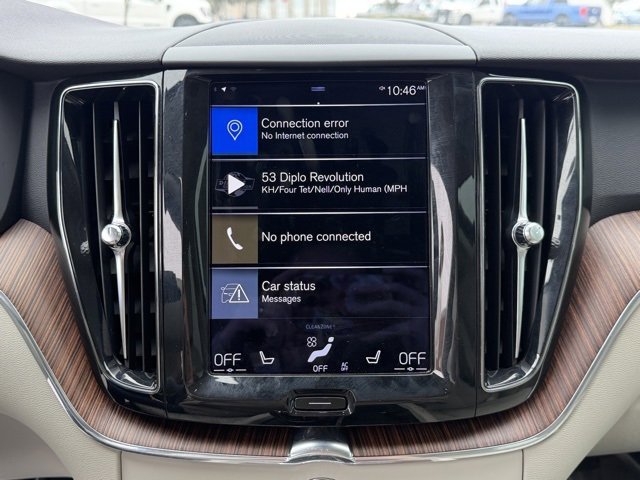 Used 2021 Volvo XC60 T5 Momentum w/ Climate Package image 15