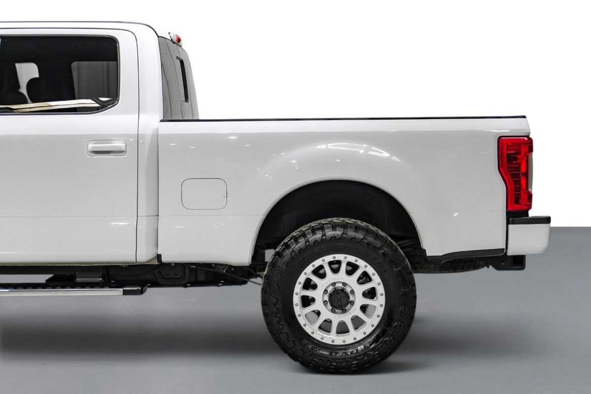 Used 2019 Ford F250 Lariat w/ Lariat Value Package AWD/4WD image 11