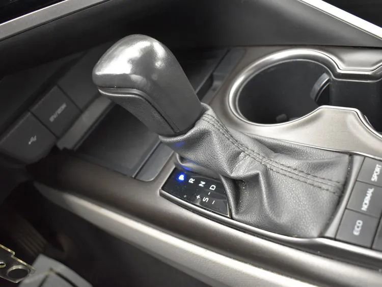 Used 2023 Toyota Camry SE image 32