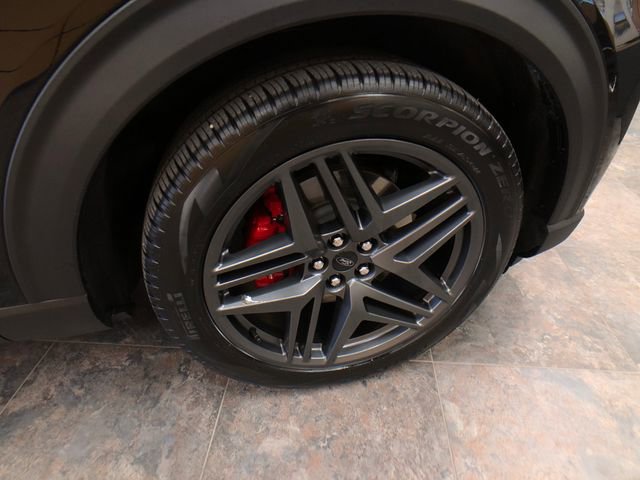 Used 2025 Ford Explorer ST image 9