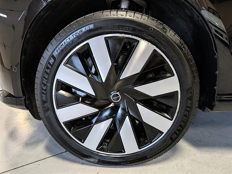 Used 2025 Volvo EX90 Plus AWD/4WD image 15