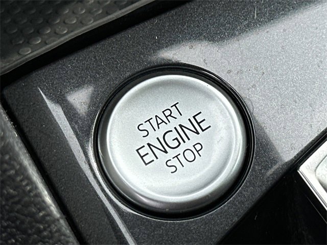 Used 2024 Volkswagen Tiguan Wolfsburg Edition image 23