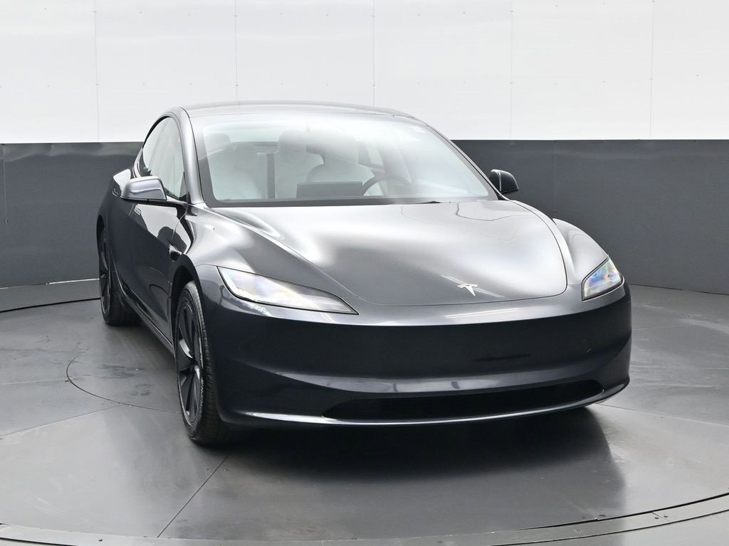 Used 2025 Tesla Model 3 Long Range image 2