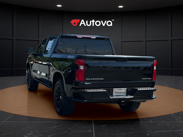 Used 2022 Chevrolet Silverado 1500 Custom AWD/4WD image 3