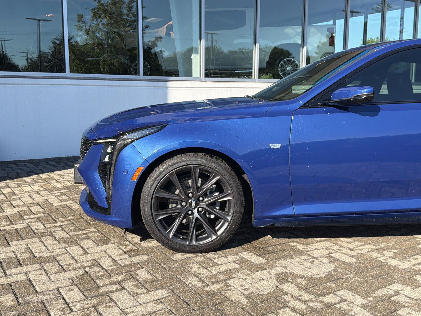 Used 2025 Cadillac CT5 Sport w/ Technology Package RWD image 9