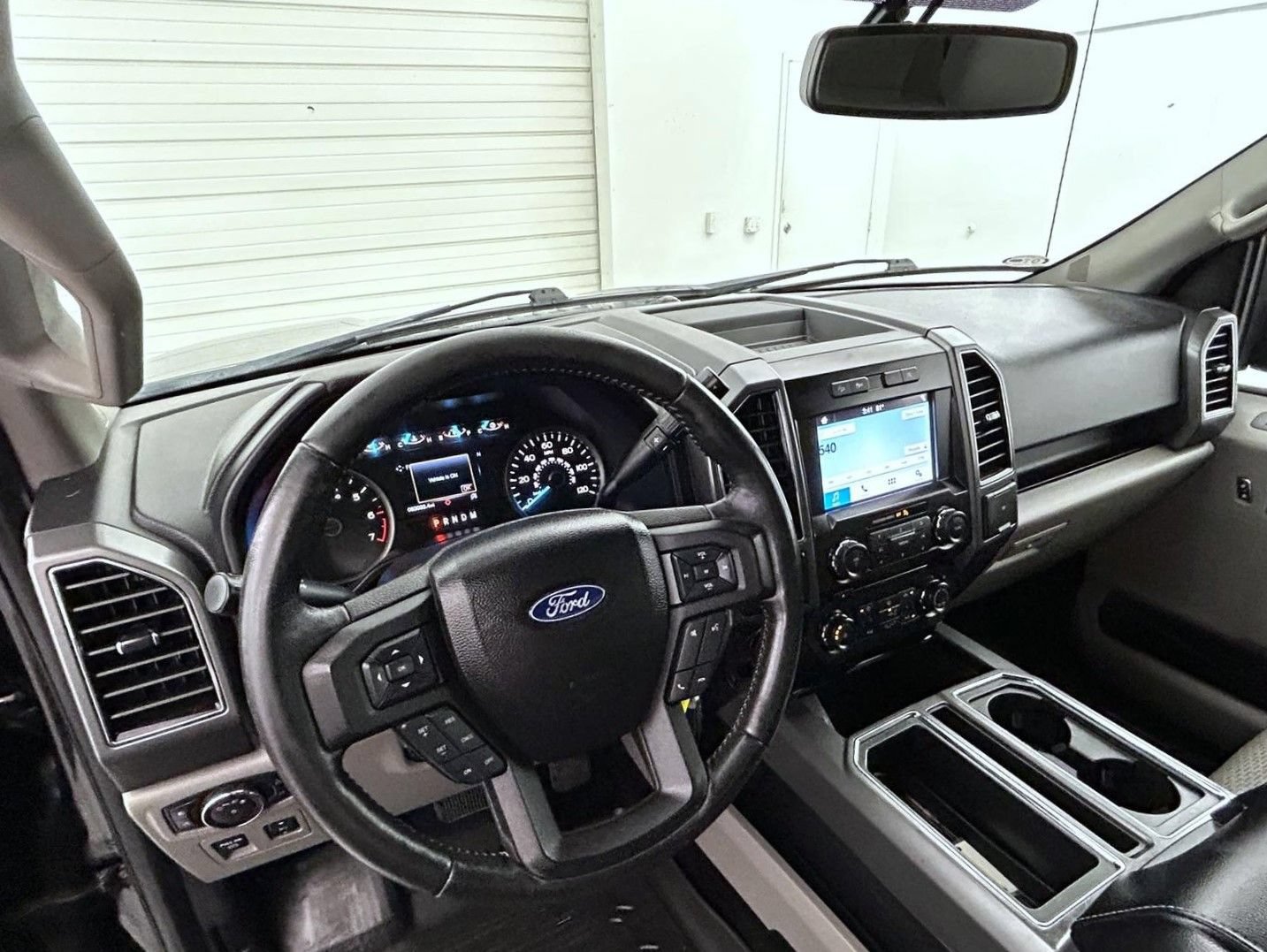 Used 2018 Ford F150 XLT w/ Equipment Group 302A Luxury AWD/4WD image 13