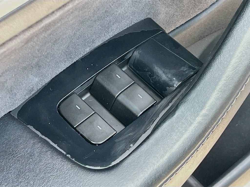 Used 2023 Tesla Model 3 Standard Range RWD image 18