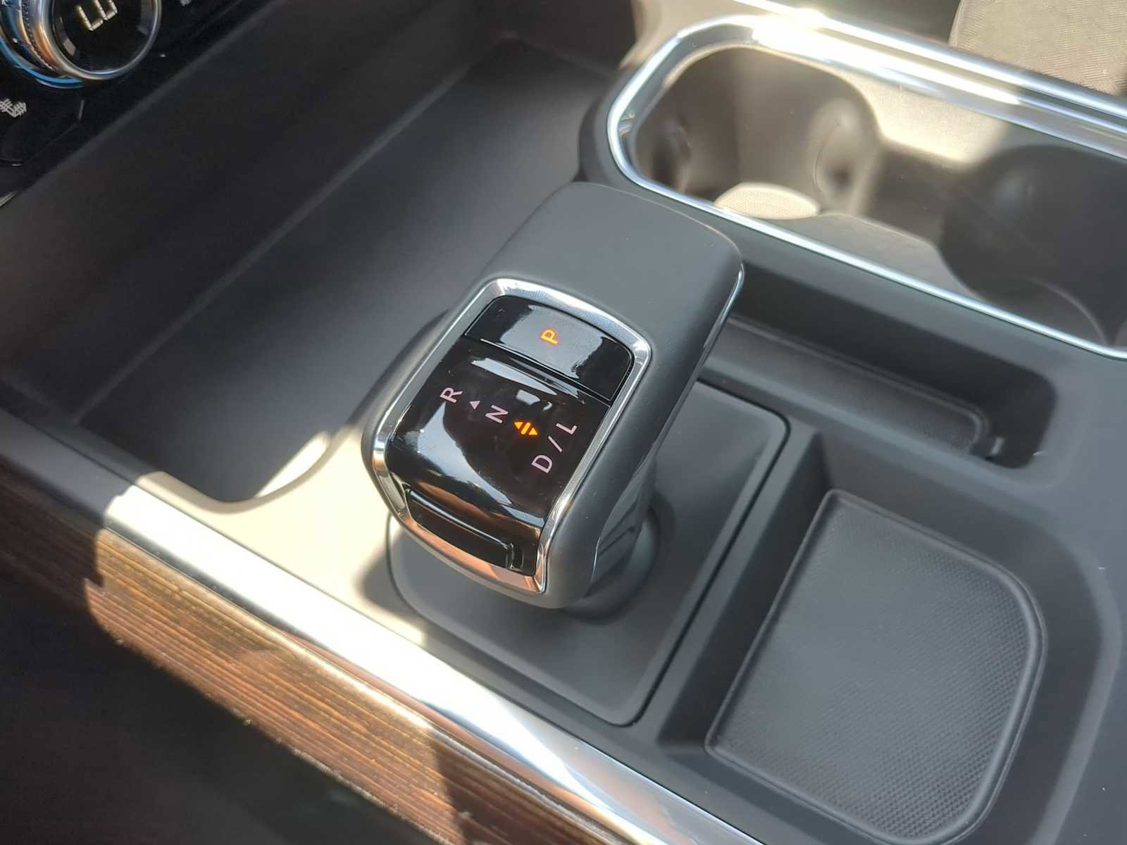New 2025 GMC Sierra 1500 Elevation w/ LPO, Elevation Black Package image 22