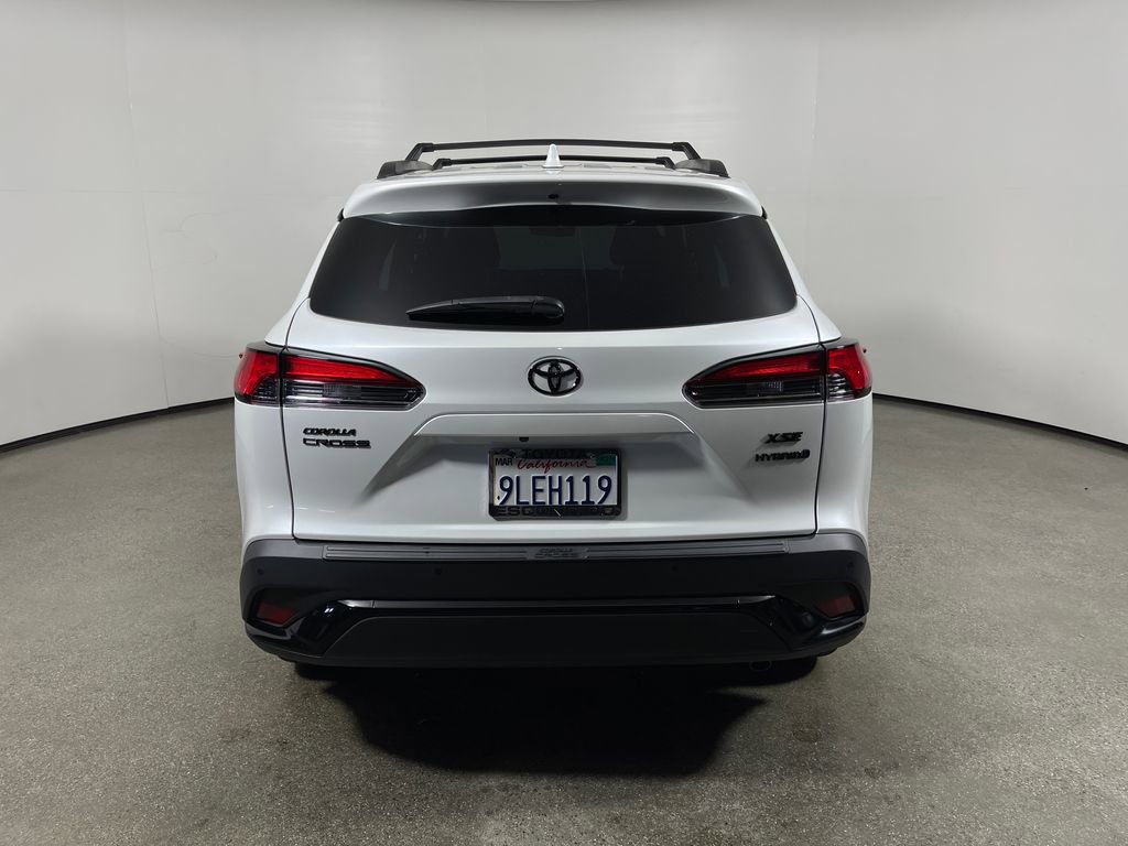 Used 2024 Toyota Corolla Cross AWD Hybrid w/ Convenience Package image 4