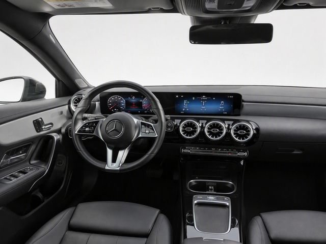 Used 2025 Mercedes-Benz CLA 250 4MATIC image 26