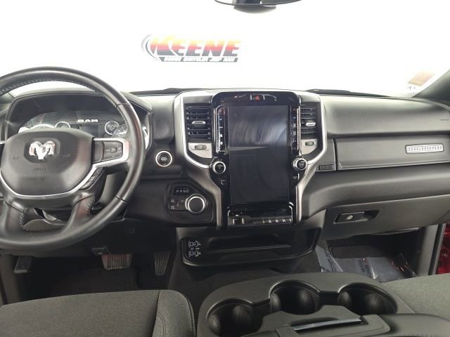 Used 2024 RAM 2500 Big Horn w/ Sport Appearance Package image 12