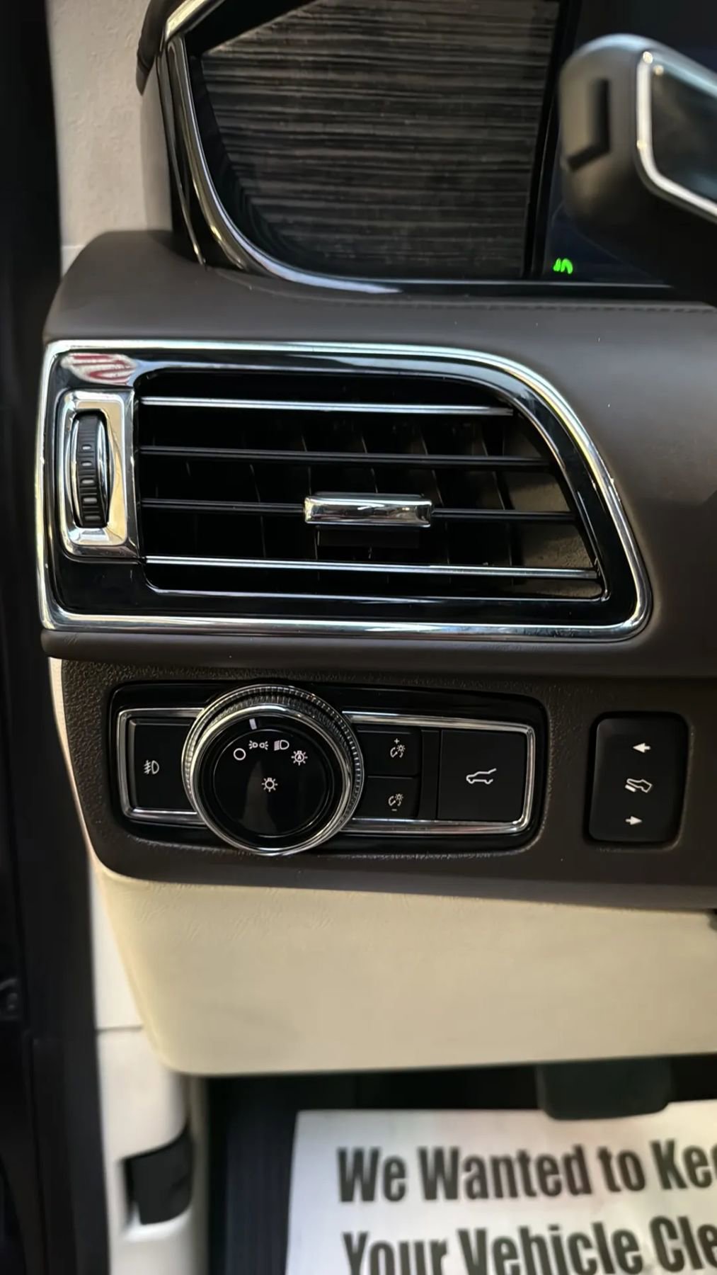 Used 2019 Lincoln Navigator L Black Label w/ Cargo Package image 19