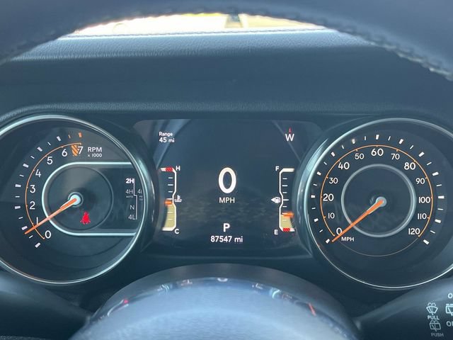 Used 2019 Jeep Wrangler Unlimited Sahara w/ Quick Order Package 24M Moab AWD/4WD image 33