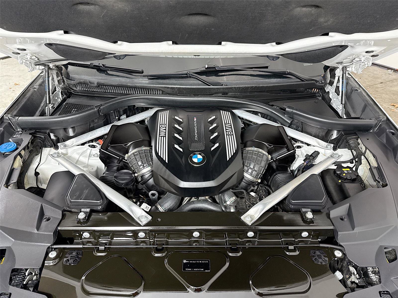 Used 2020 BMW X5 M50i w/ Executive Package image 30