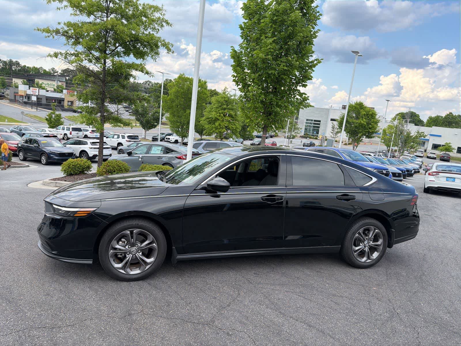 Used 2024 Honda Accord EX image 7
