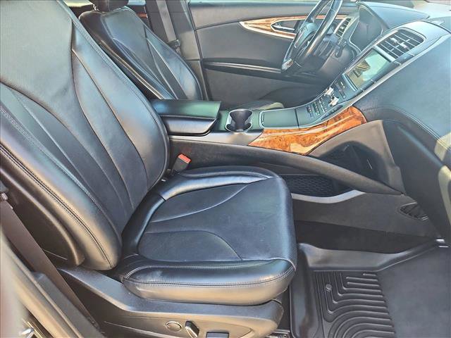 Used 2019 Lincoln Nautilus Reserve image 22