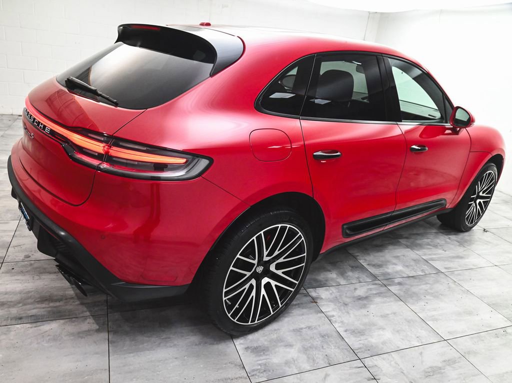 Used 2023 Porsche Macan S image 6