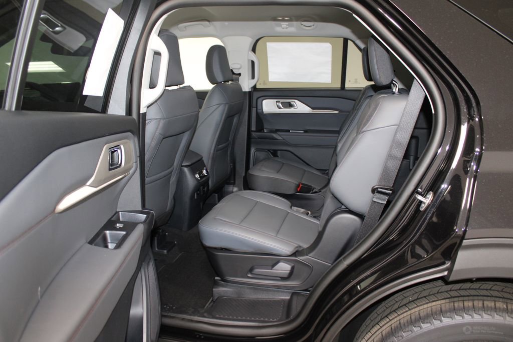 New 2026 Ford Explorer Active w/ Active Comfort Package AWD/4WD image 26