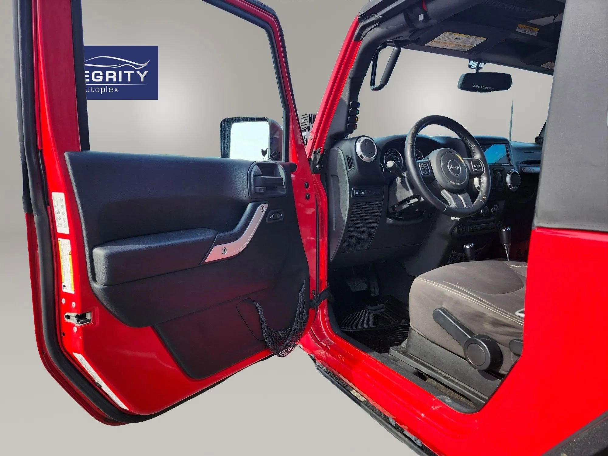 Used 2014 Jeep Wrangler Rubicon w/ Power Convenience Group image 9