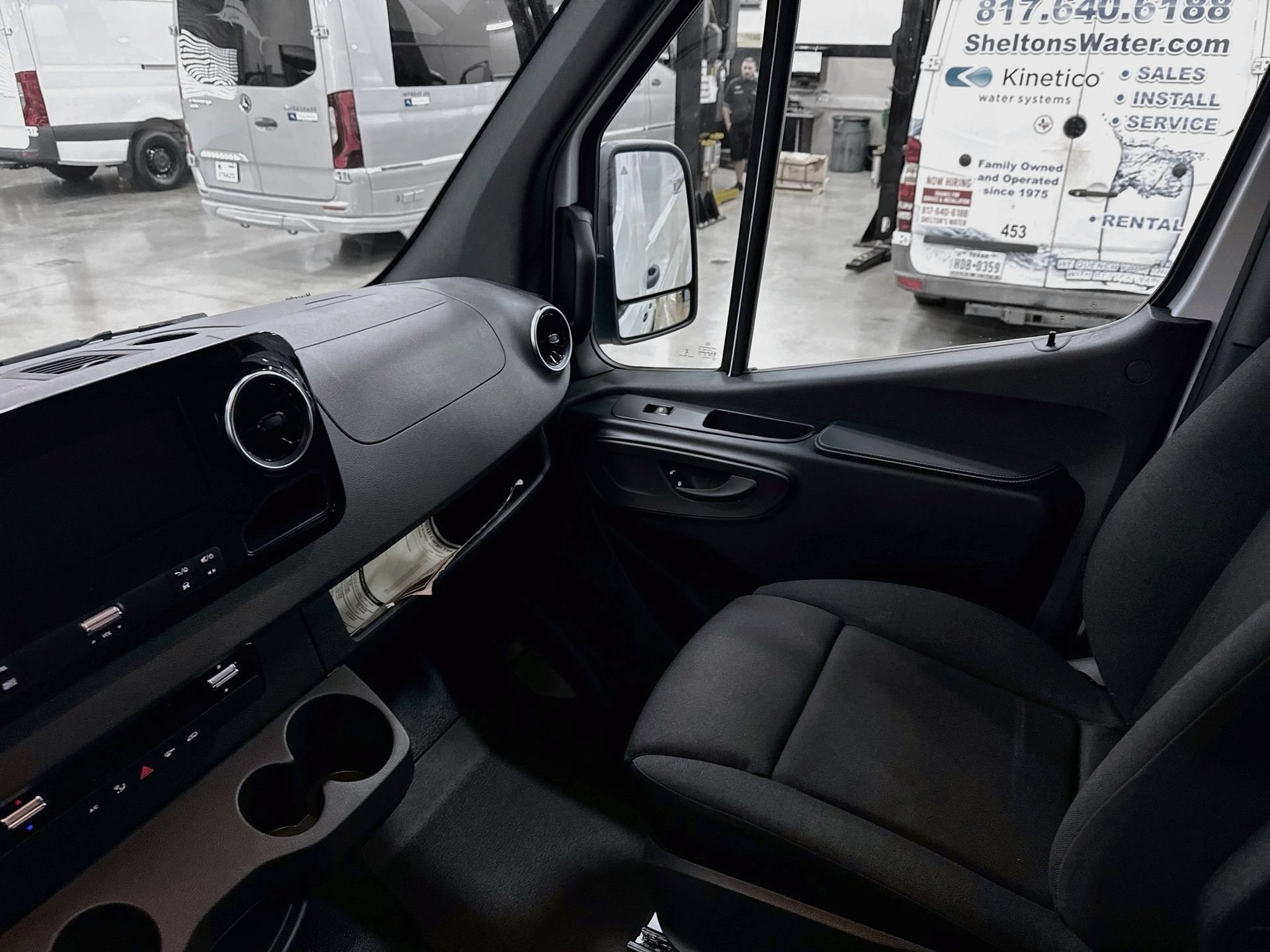 Used 2025 Mercedes-Benz Sprinter 3500 image 24