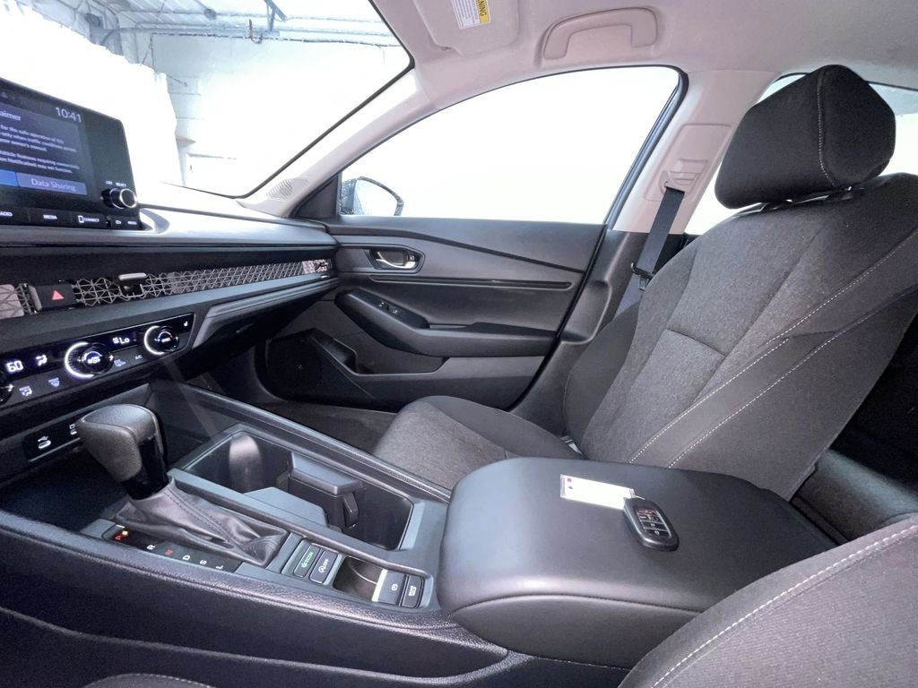 Certified 2024 Honda Accord EX image 21