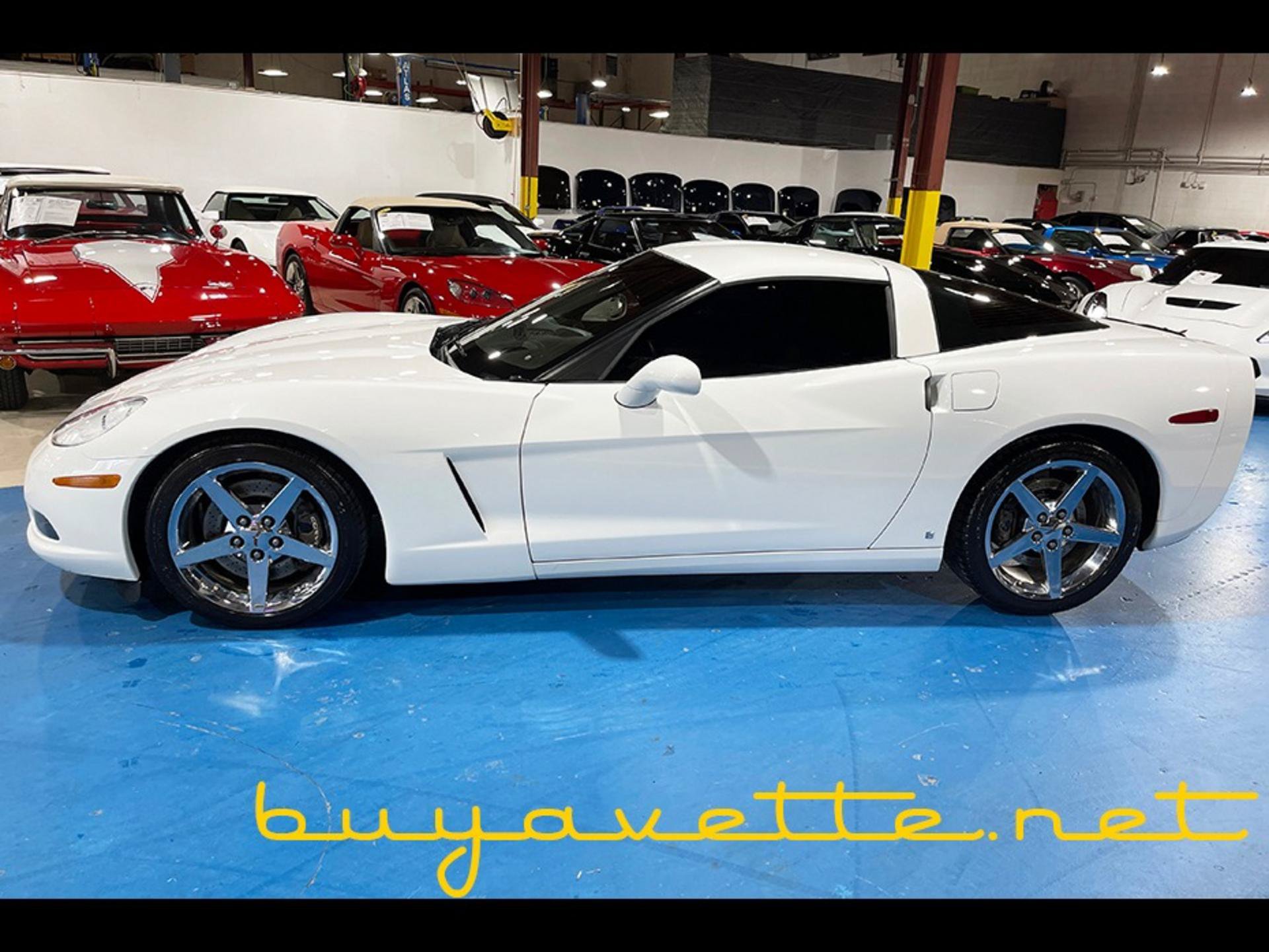 Used 2008 Chevrolet Corvette Coupe w/ Preferred Equipment Group RWD image 6