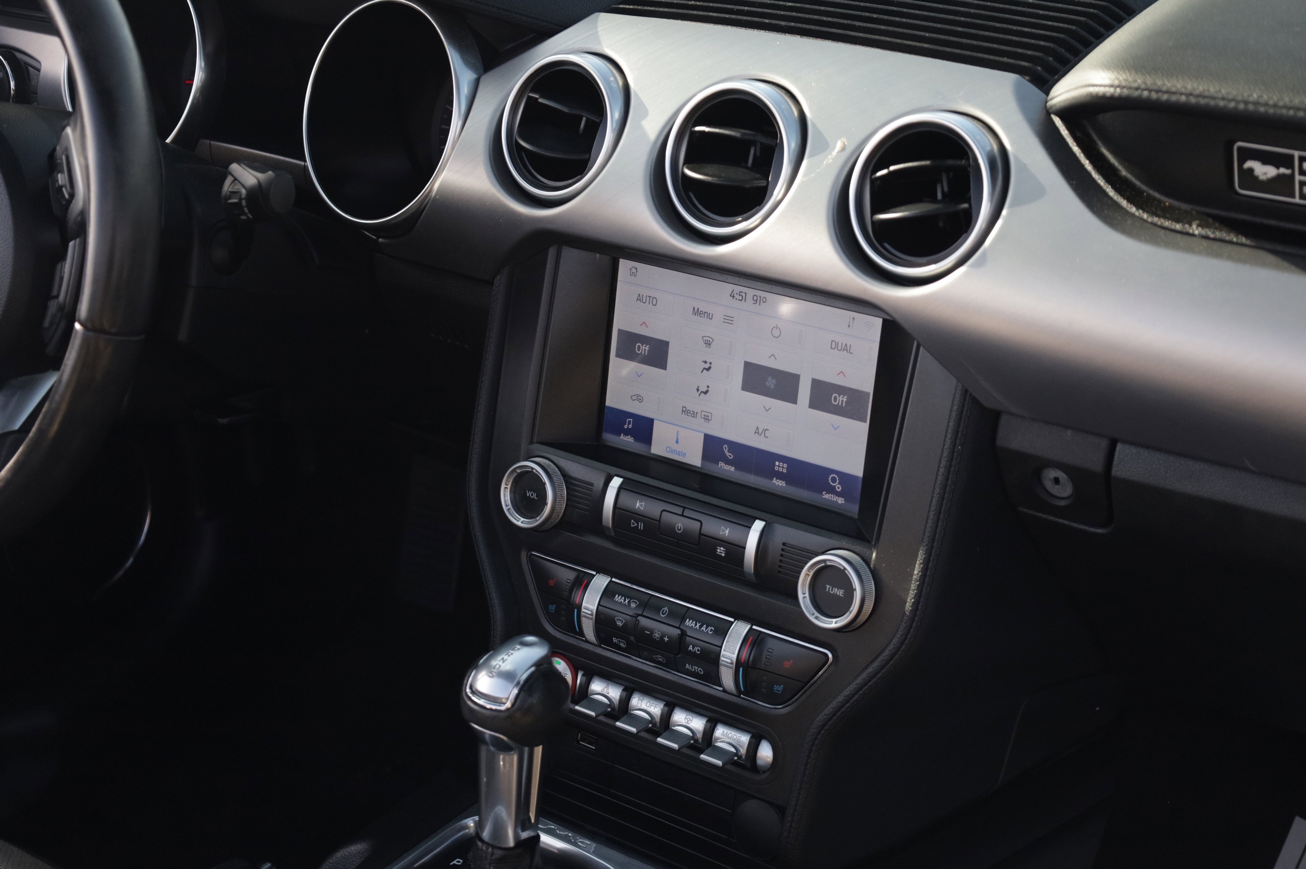 Used 2020 Ford Mustang Premium RWD image 16