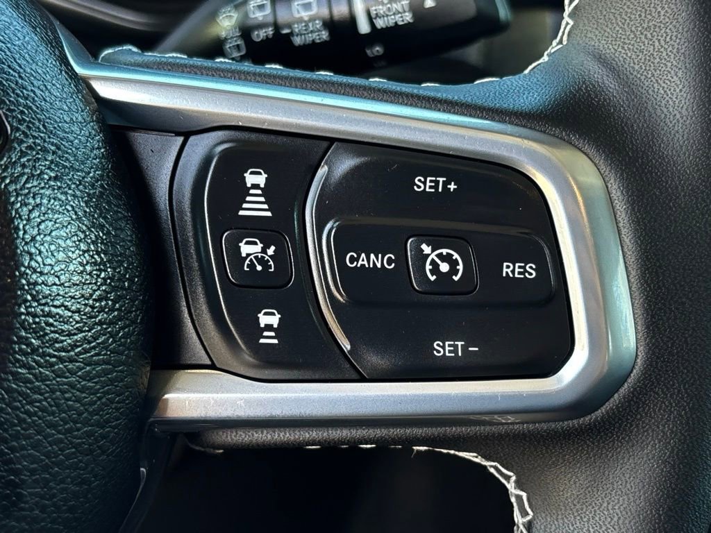 Used 2025 Jeep Wrangler Unlimited Sahara w/ Safety Group image 14