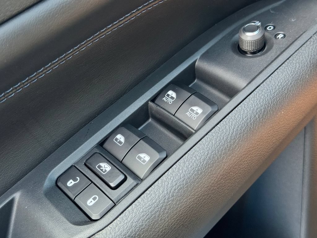 New 2026 Jeep Compass Latitude AWD/4WD image 24