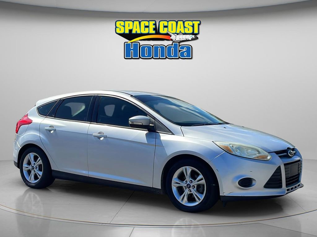 Used 2014 Ford Focus SE image 2