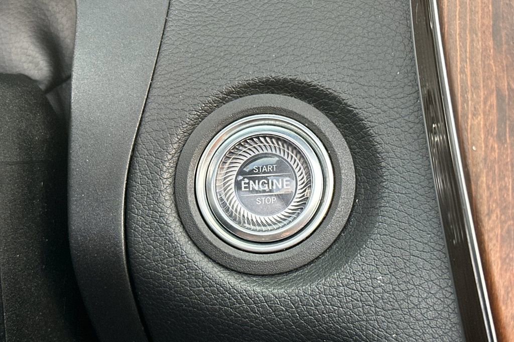 Used 2022 Mercedes-Benz C 300 Cabriolet image 19