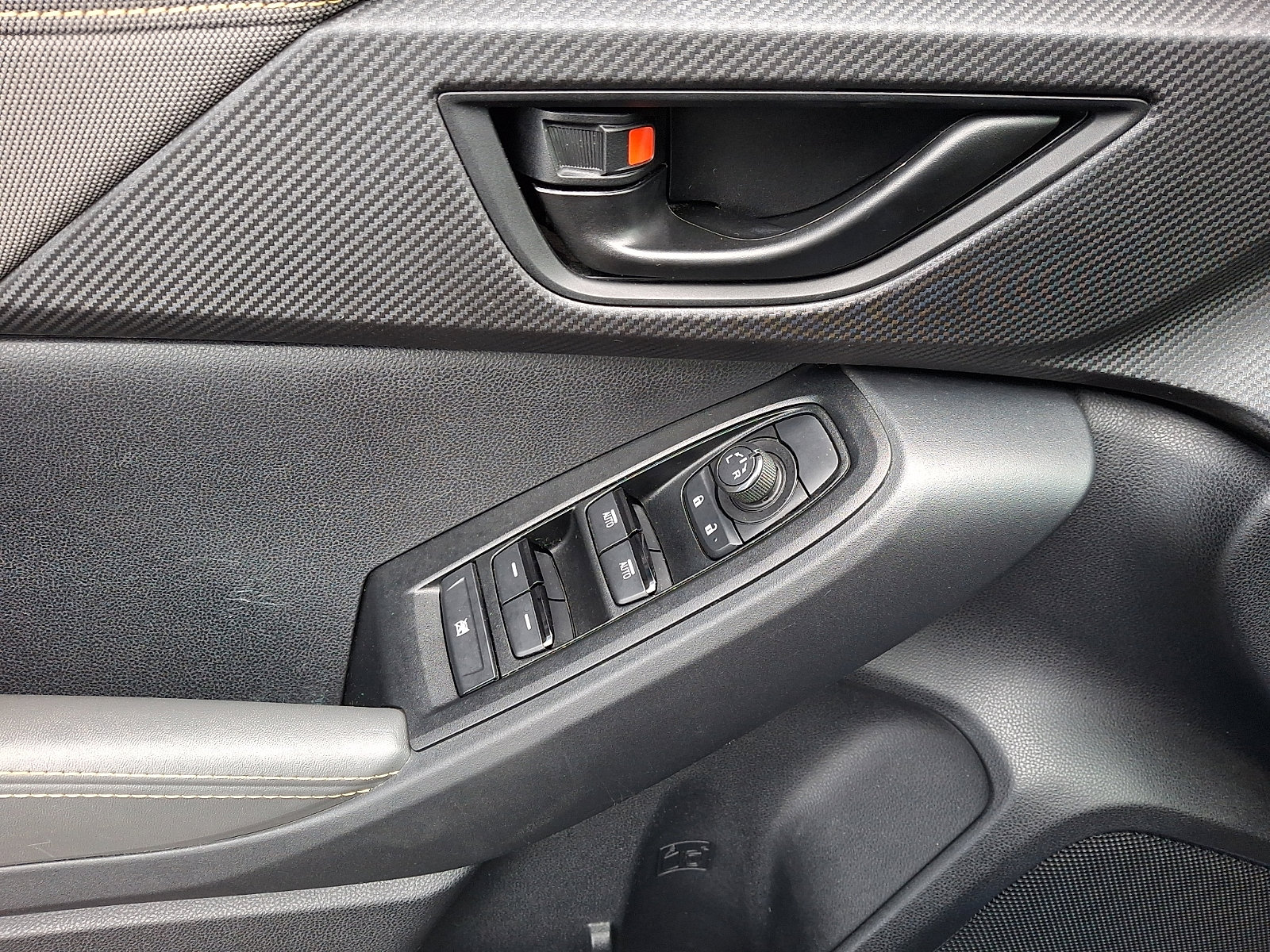 Used 2024 Subaru Crosstrek 2.5i Sport w/ Crosstrek Mirror Package image 12