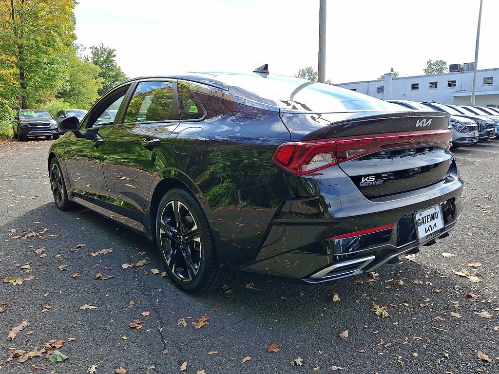 Used 2023 Kia K5 GT-Line w/ GT-Line Premium Package image 4