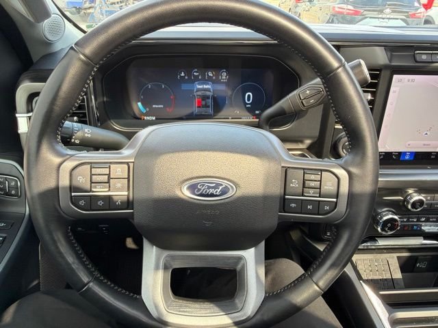 Used 2024 Ford F350 Lariat w/ Lariat Ultimate Package AWD/4WD image 22