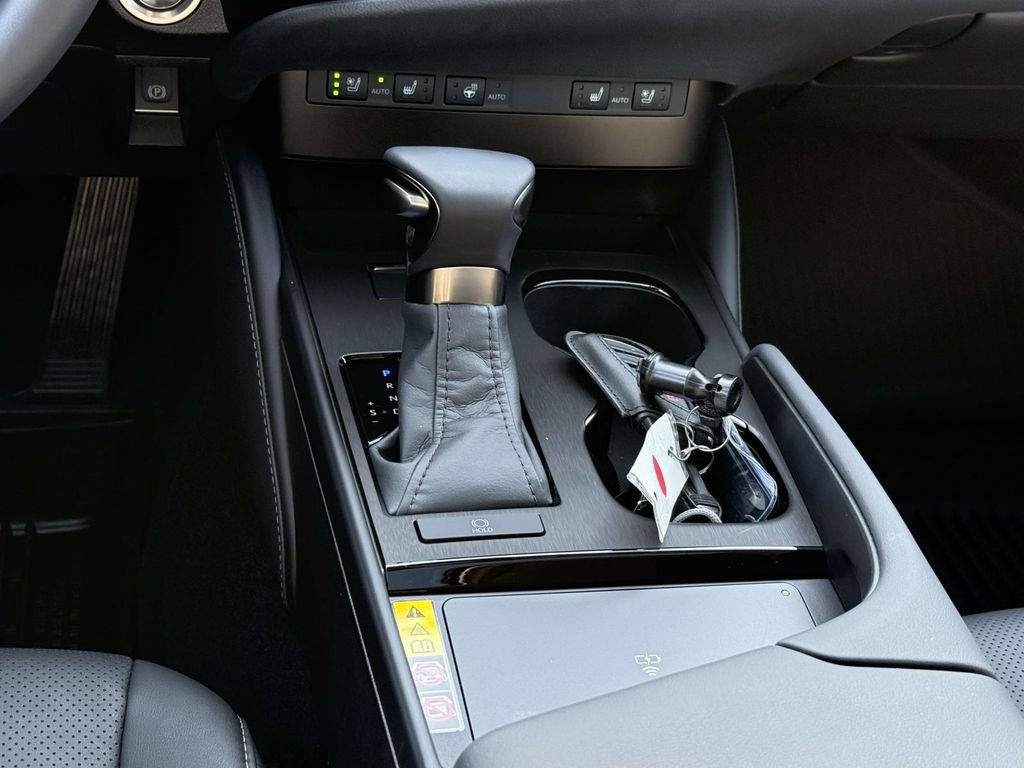 Used 2025 Lexus ES 350 w/ Premium Package FWD image 18