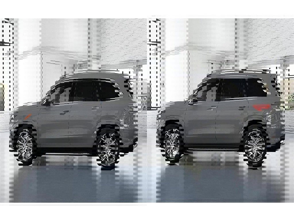 New 2026 Mercedes-Benz GLS 580 4MATIC image 33