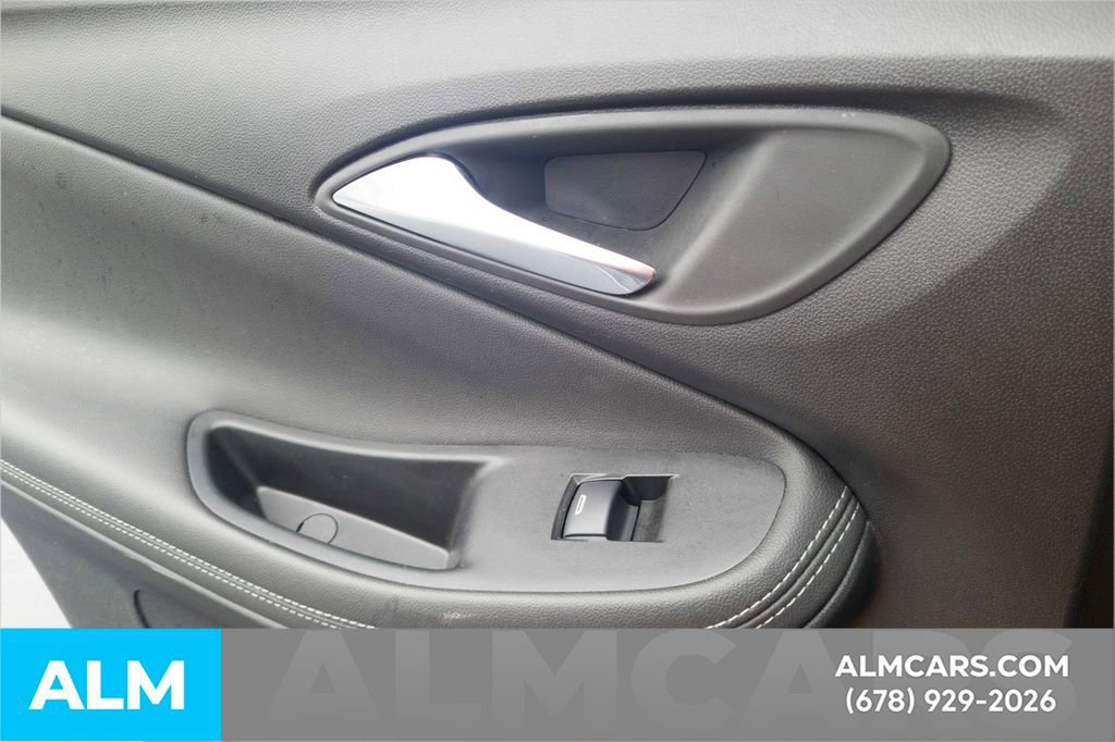 Used 2023 Buick Encore GX Select w/ Sport Touring Package image 22