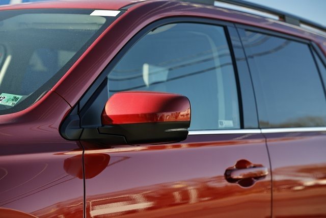 New 2025 Honda Pilot Touring image 5