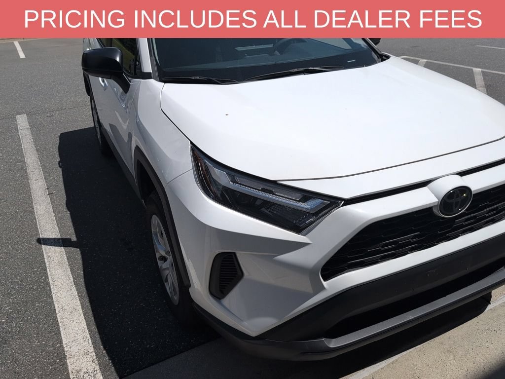 Used 2023 Toyota RAV4 LE FWD video 1