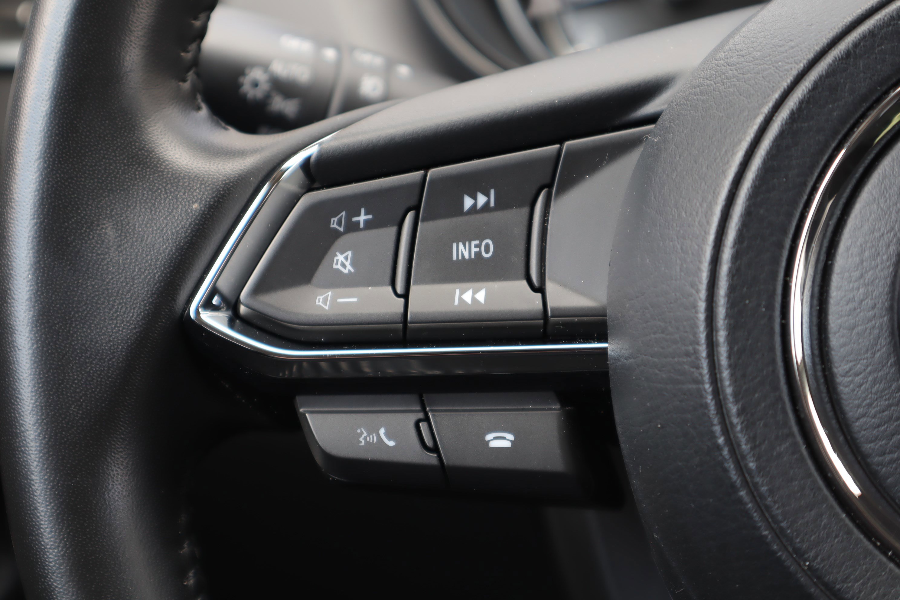 Certified 2023 MAZDA CX-9 Touring Plus image 17