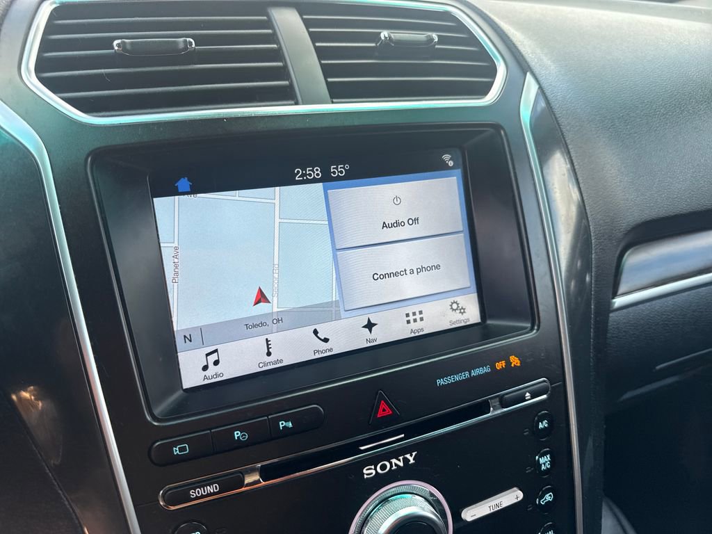 Used 2017 Ford Explorer Limited w/ Equipment Group 301A image 28