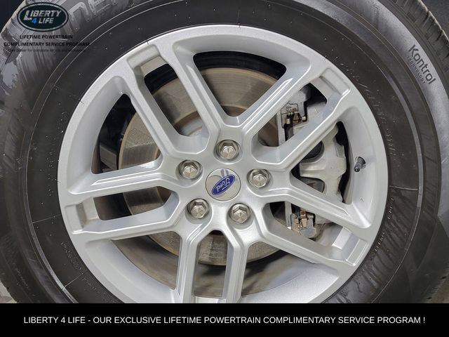Used 2026 Ford Explorer Active AWD/4WD image 11