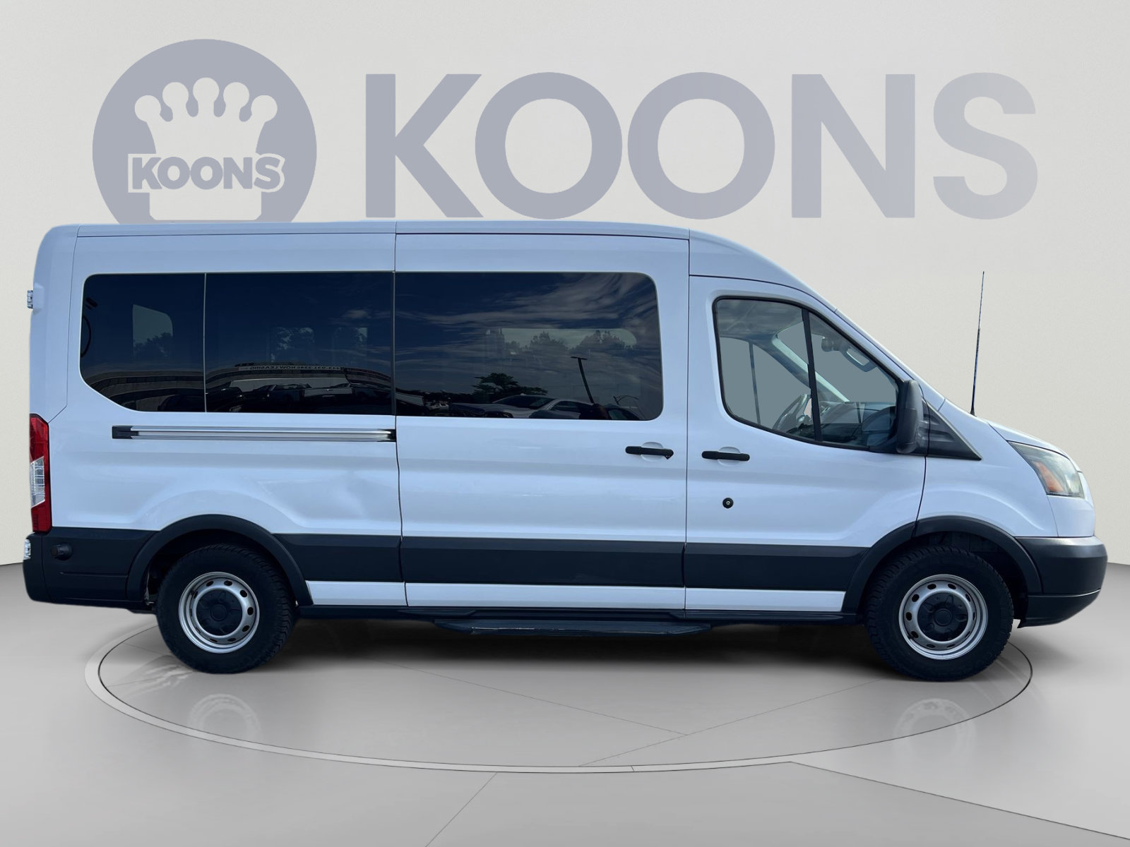 Used 2017 Ford Transit 350 XL RWD image 8