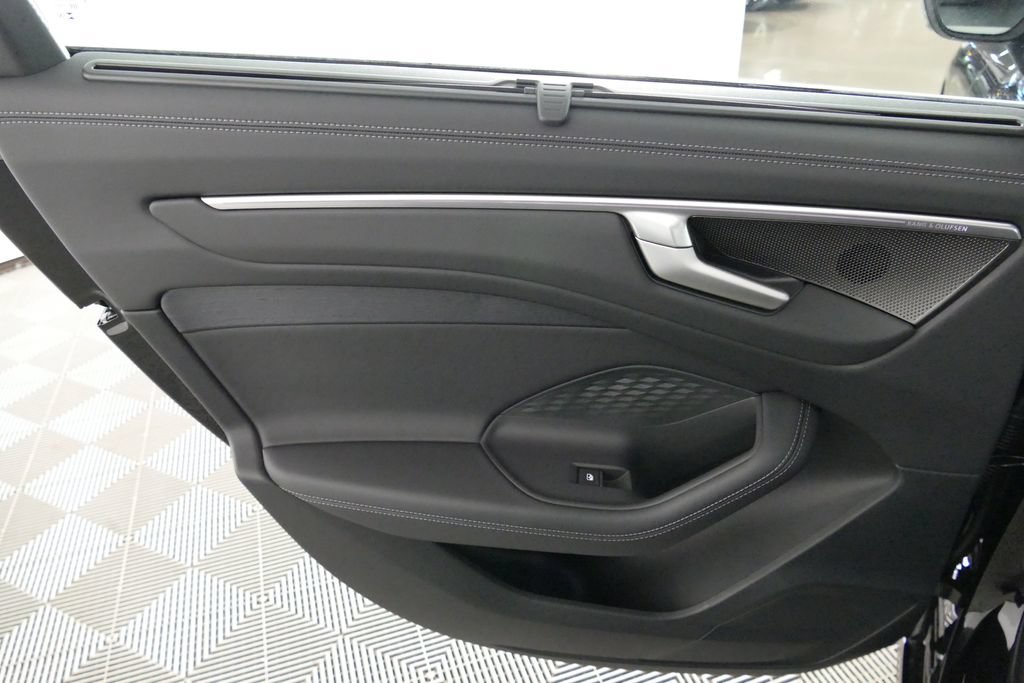 New 2026 Audi A6 Premium Plus AWD/4WD image 28