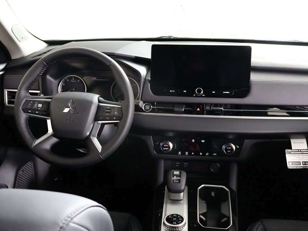 New 2026 Mitsubishi Outlander AWD image 37