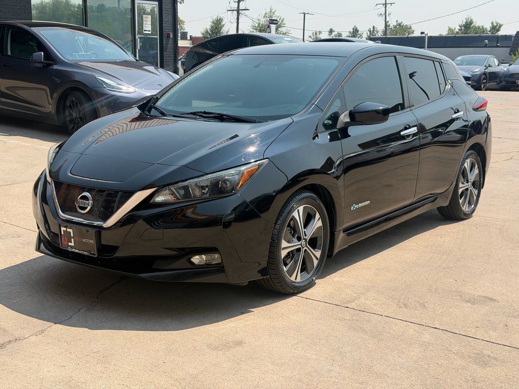 Used 2018 Nissan Leaf SV w/ Protection Package FWD image 17